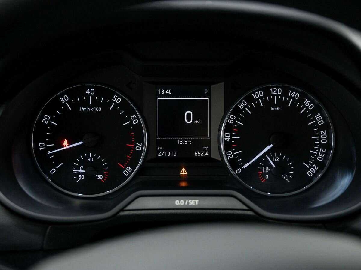 Б/У Шкода Октавия 2013 года. Фото: #23