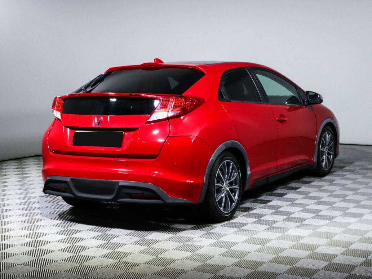 Б/У Хонда Цивик 2012 года. Фото: #4