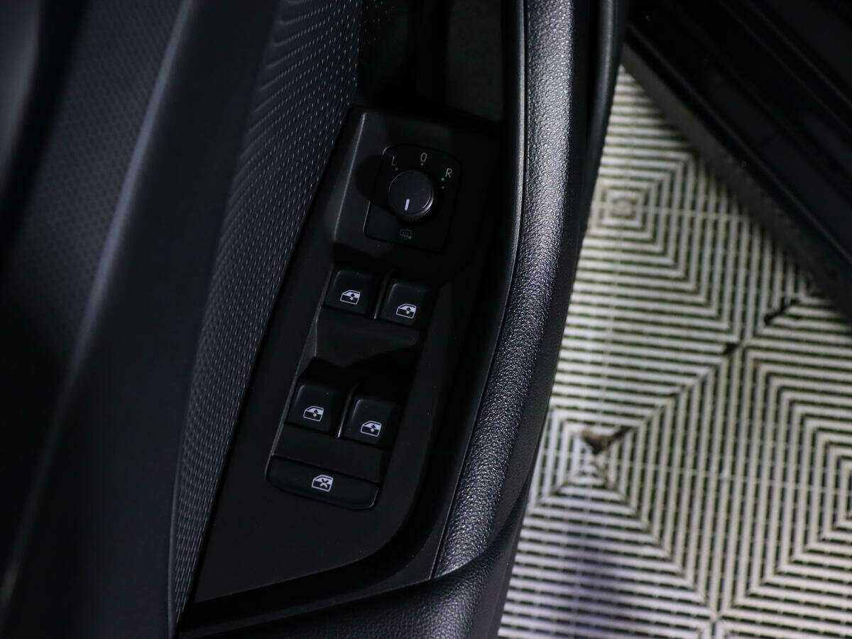 Б/У Шкода Октавия 2020 года. Фото: #16