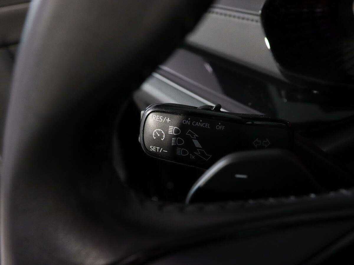 Б/У Шкода Октавия 2020 года. Фото: #18