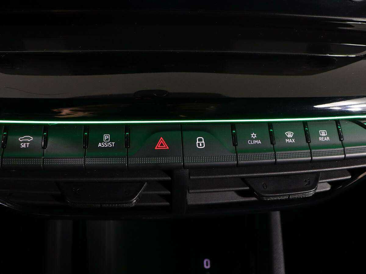 Б/У Шкода Октавия 2020 года. Фото: #23