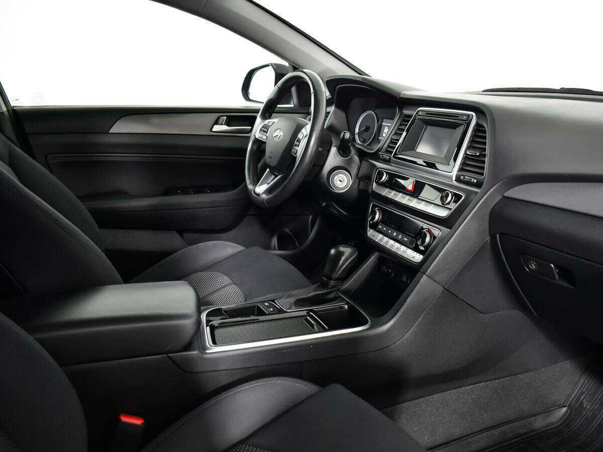 Б/У Хендай Соната 2017 года. Фото: #8