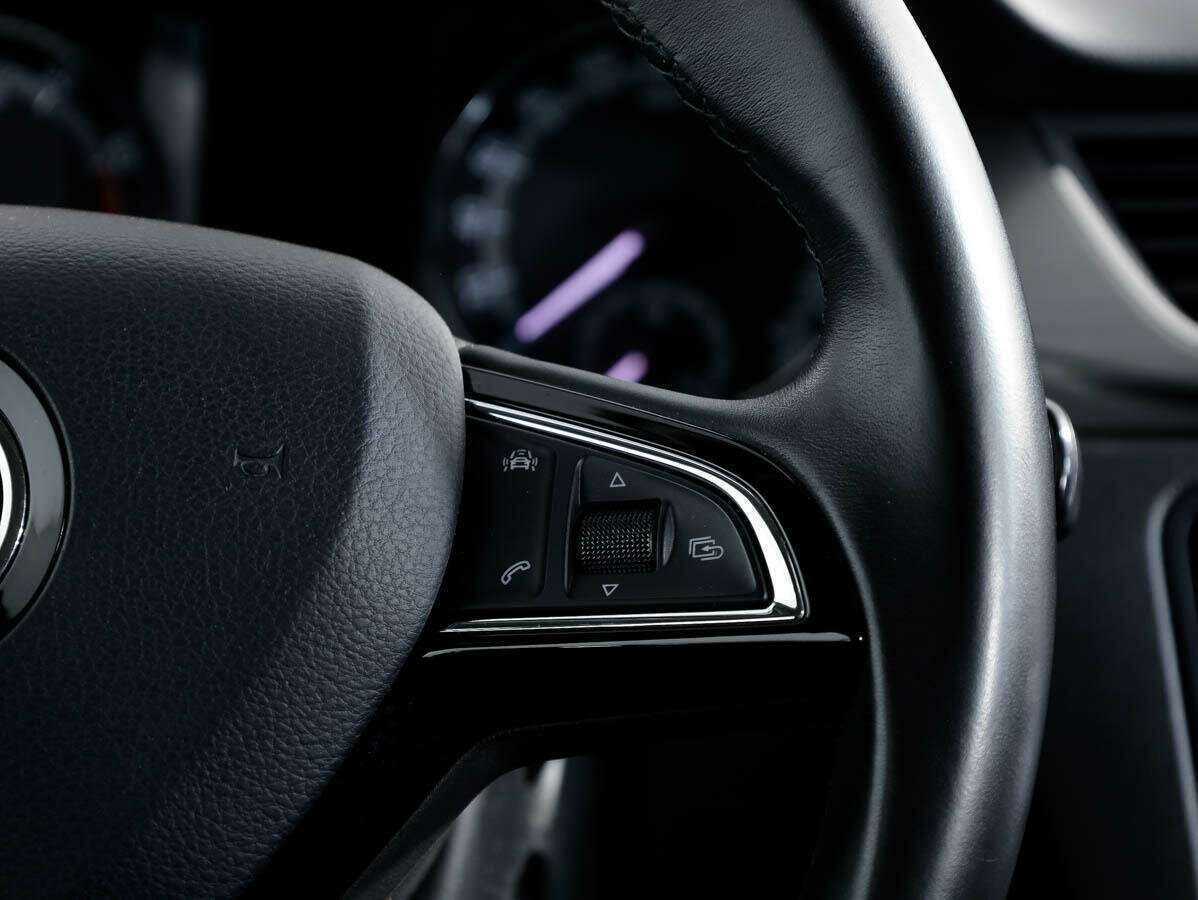 Б/У Шкода Рапид 2017 года. Фото: #19