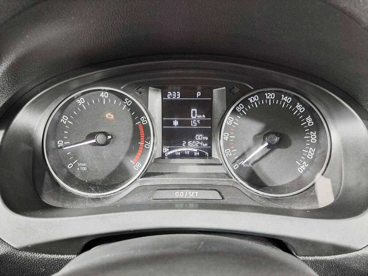 Б/У Шкода Рапид 2017 года. Фото: #12