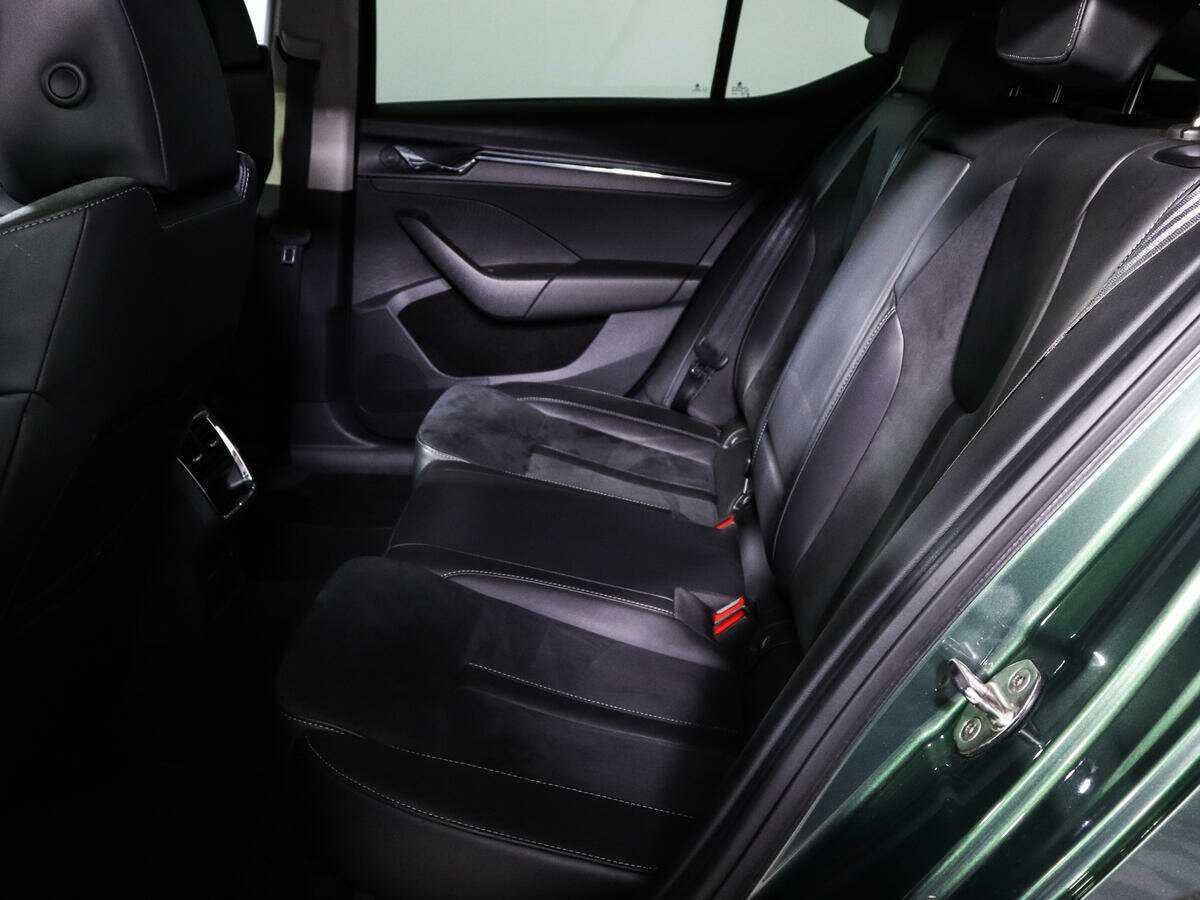 Б/У Шкода Октавия 2021 года. Фото: #7