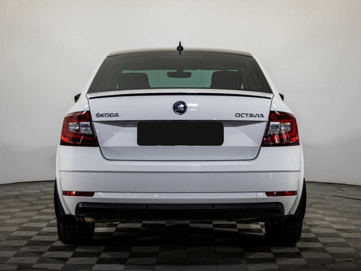 Б/У Шкода Октавия 2018 года. Фото: #5