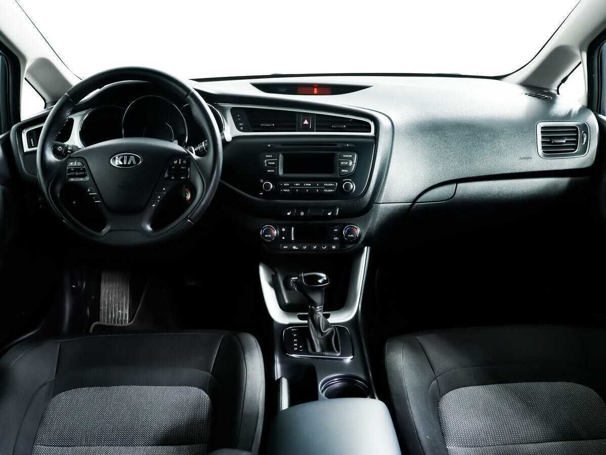 Б/У Киа Сид 2018 года. Фото: #8