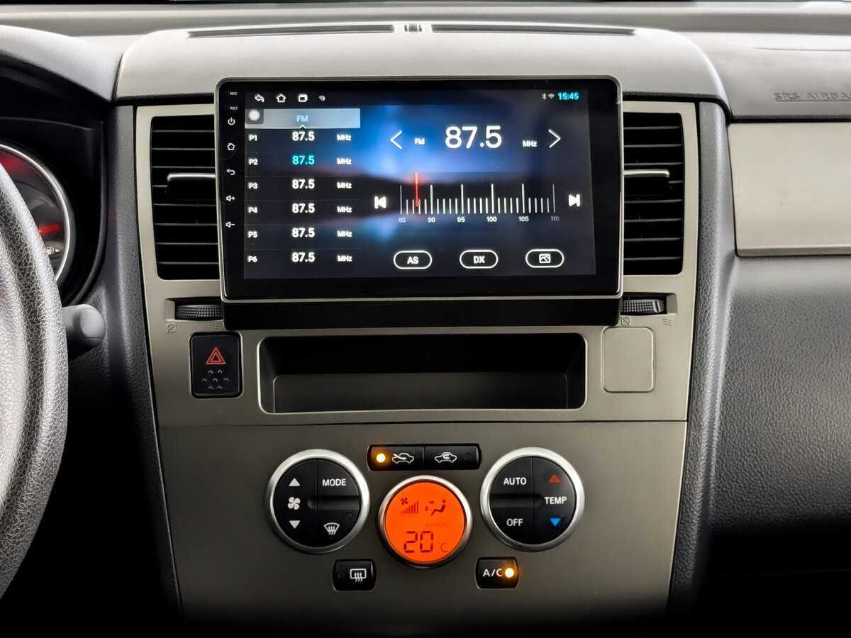 Б/У Ниссан Тиида 2013 года. Фото: #12