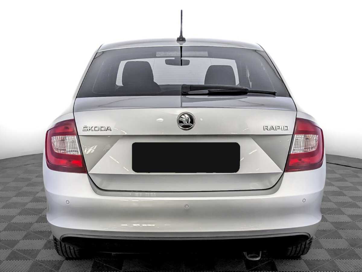 Б/У Шкода Рапид 2018 года. Фото: #5