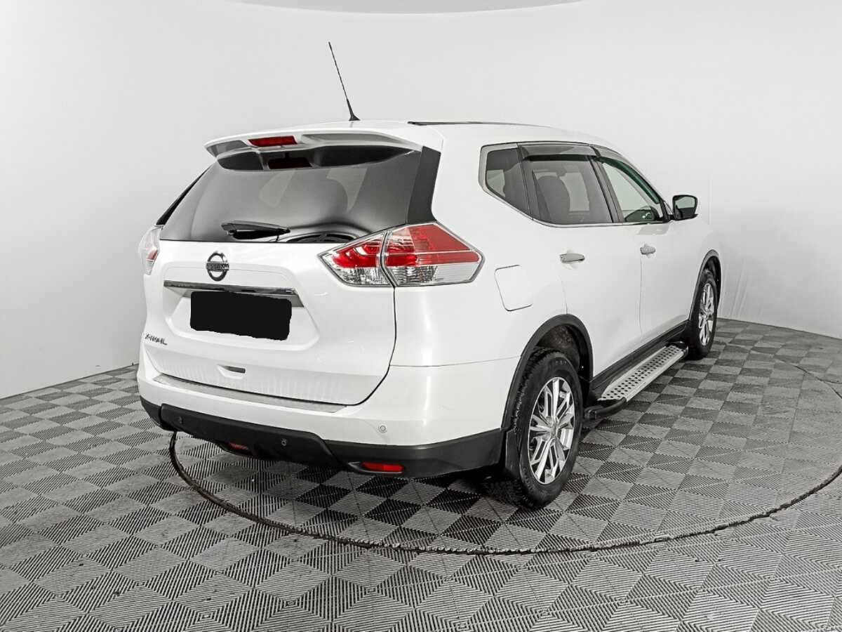 Б/У Ниссан Икс-Трейл 2016 года. Фото: #4