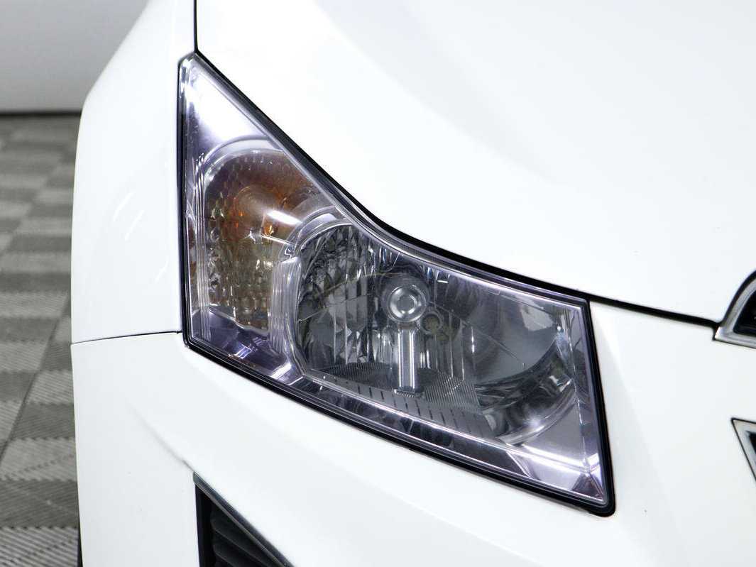 Б/У Шевроле Круз 2014 года. Фото: #13