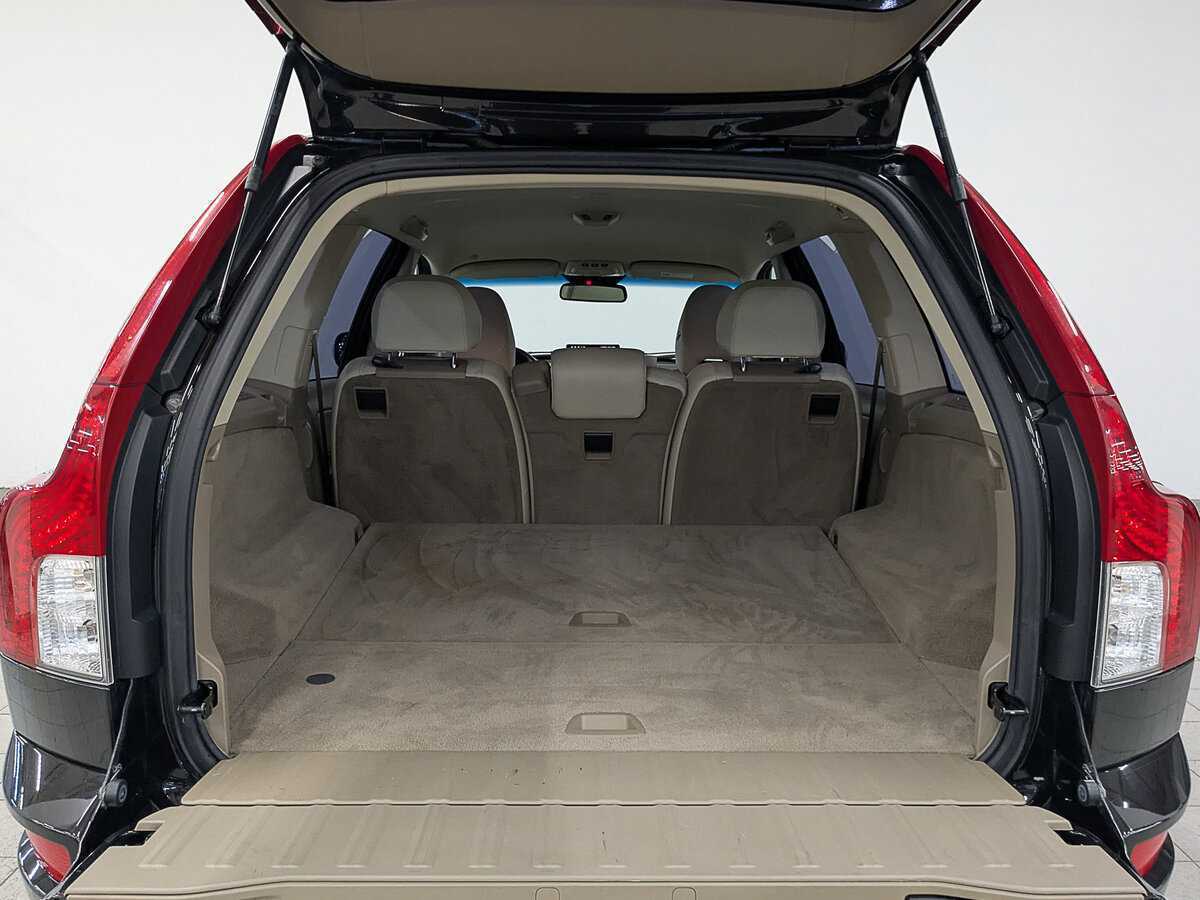 Б/У Вольво ИксЦ90 2012 года. Фото: #9