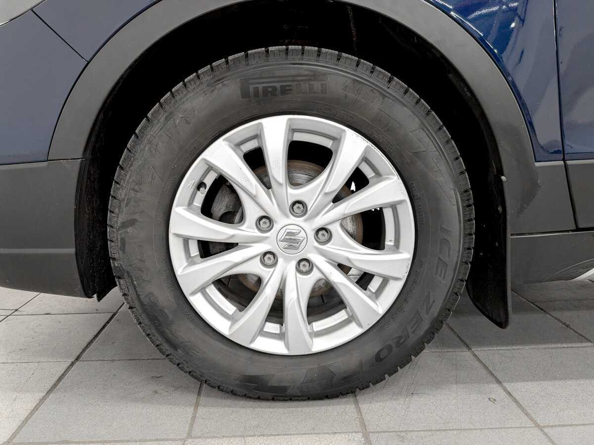 Б/У Сузуки С-Икс4 2017 года. Фото: #17