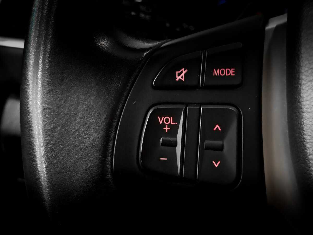 Б/У Сузуки С-Икс4 2017 года. Фото: #25