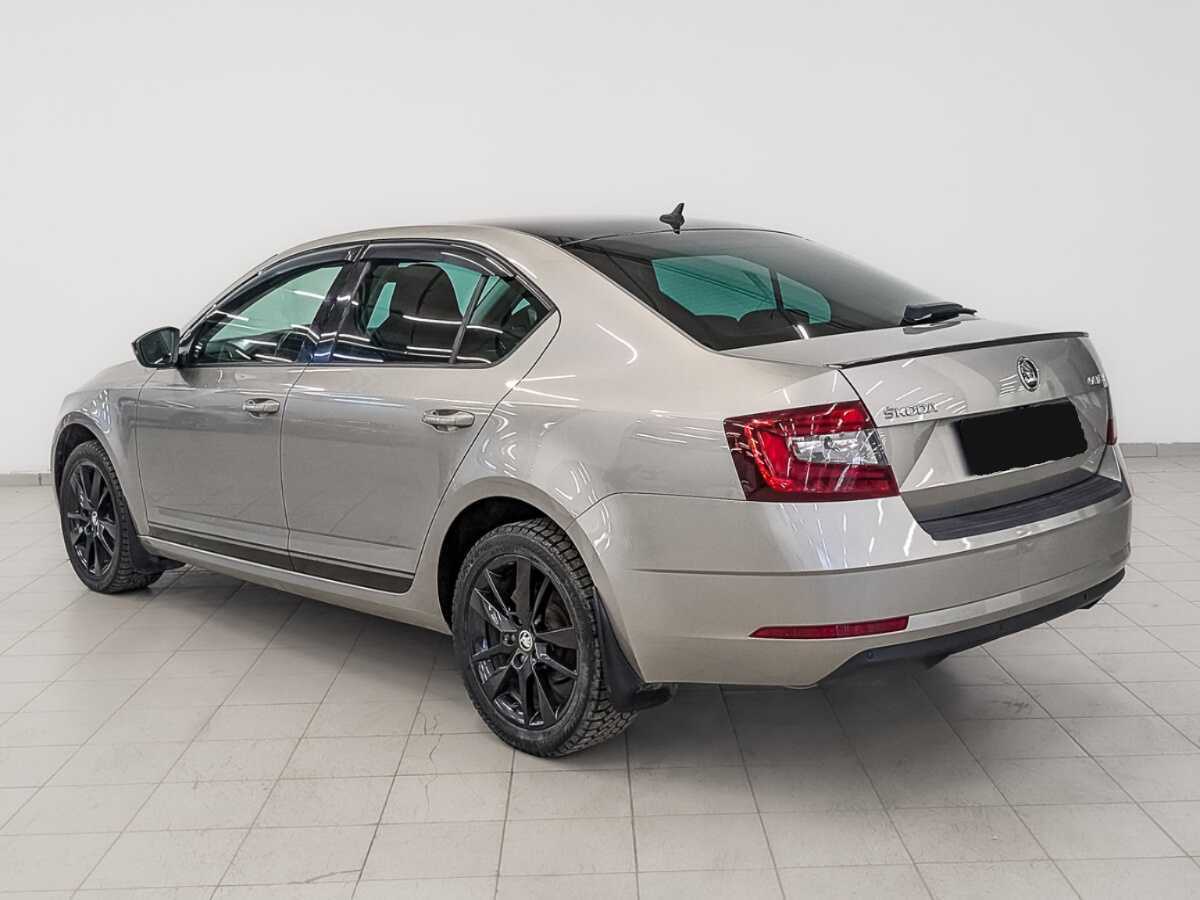 Б/У Шкода Октавия 2019 года. Фото: #6