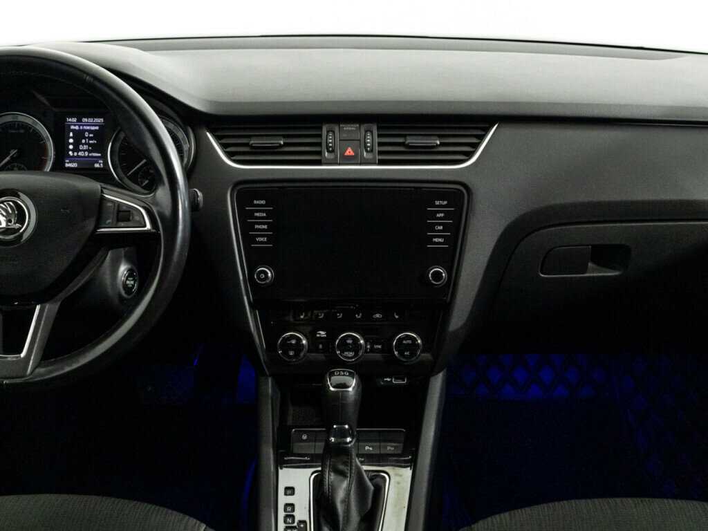 Б/У Шкода Октавия 2018 года. Фото: #12