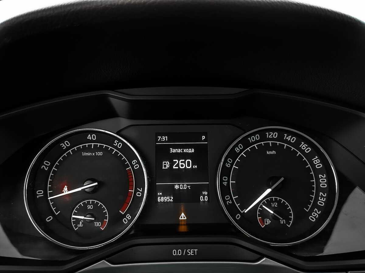 Б/У Шкода Суперб 2018 года. Фото: #14