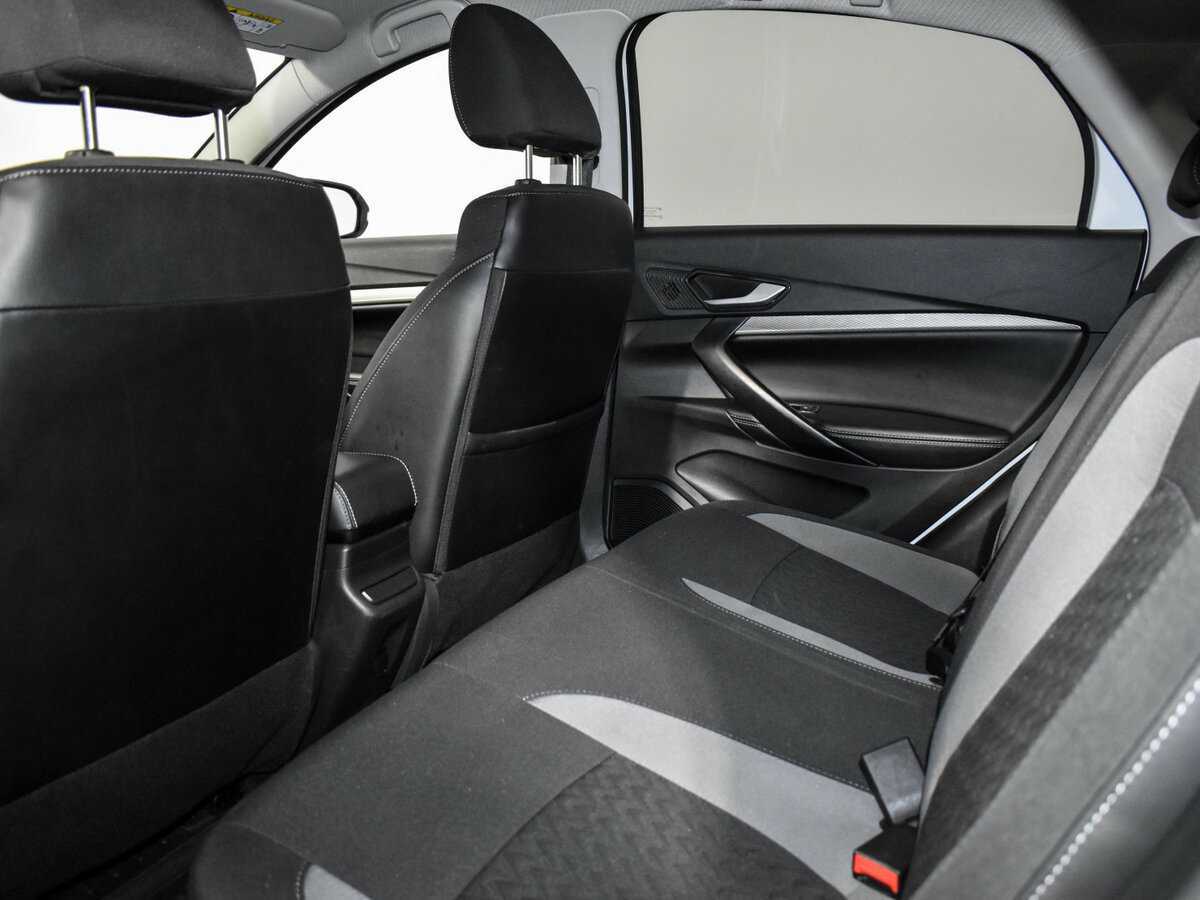 Б/У Лада (ВАЗ) Веста 2023 года. Фото: #10