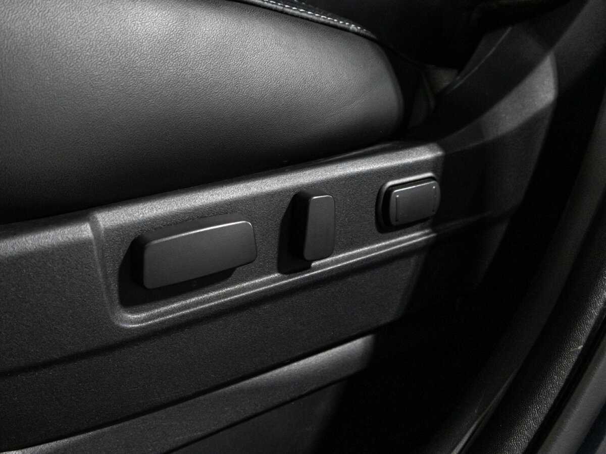 Б/У Митсубиши Оутлэндер 2020 года. Фото: #16