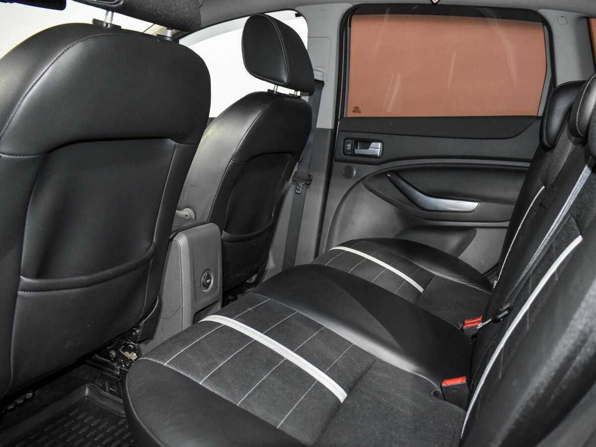 Б/У Форд Куга 2012 года. Фото: #13