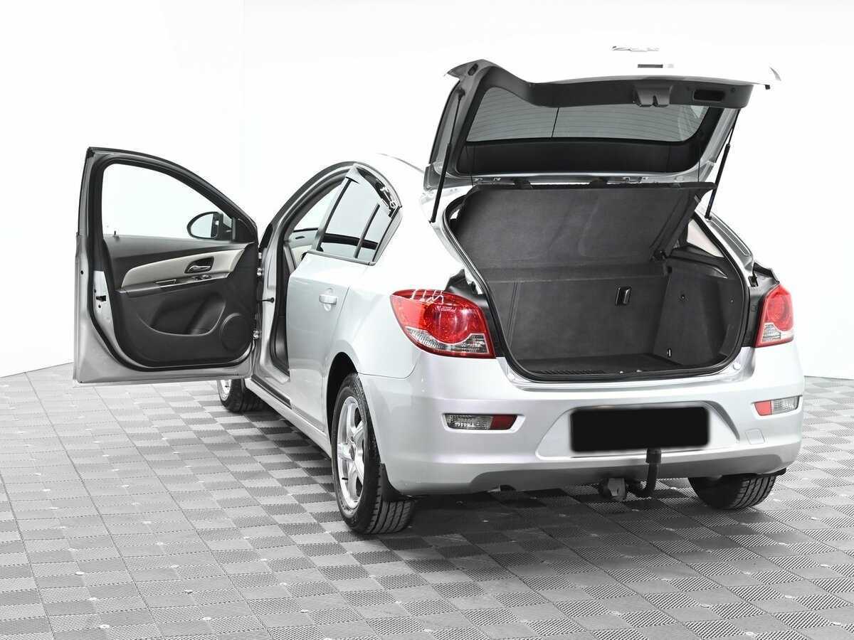 Б/У Шевроле Круз 2013 года. Фото: #4