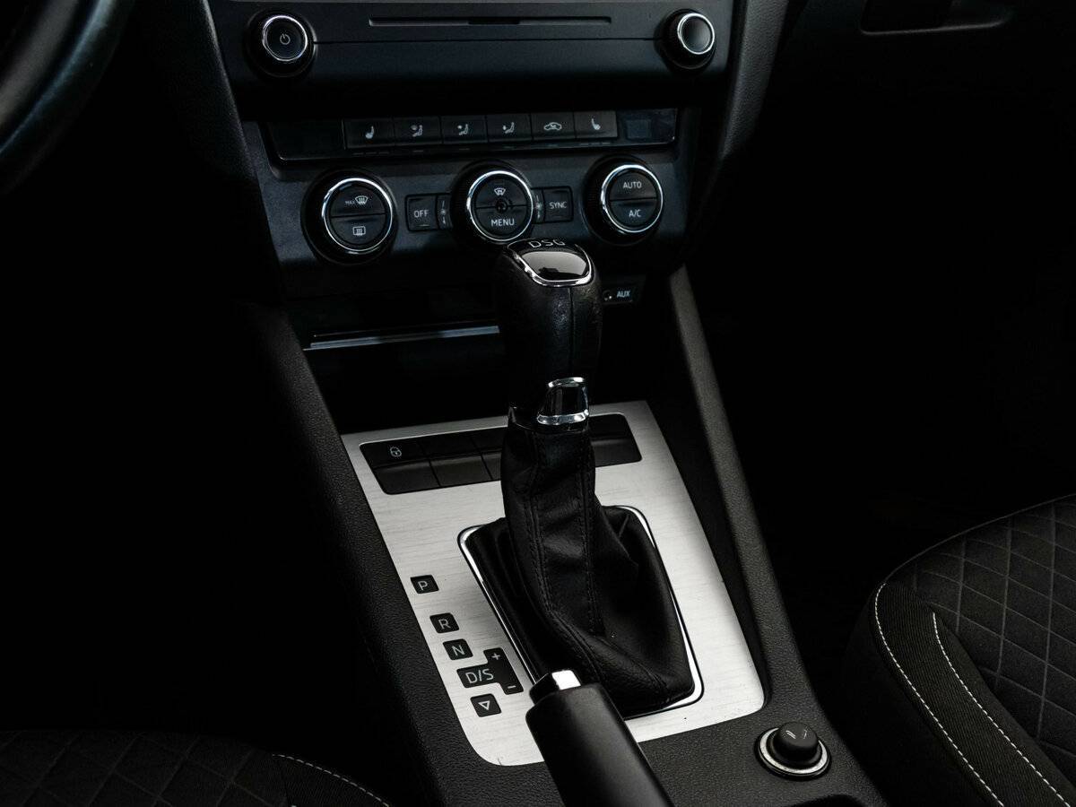 Б/У Шкода Октавия 2016 года. Фото: #10