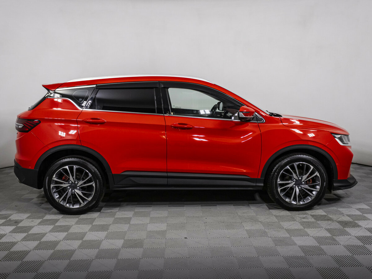 Б/У Джили Кулрэй 2022 года. Фото: #3