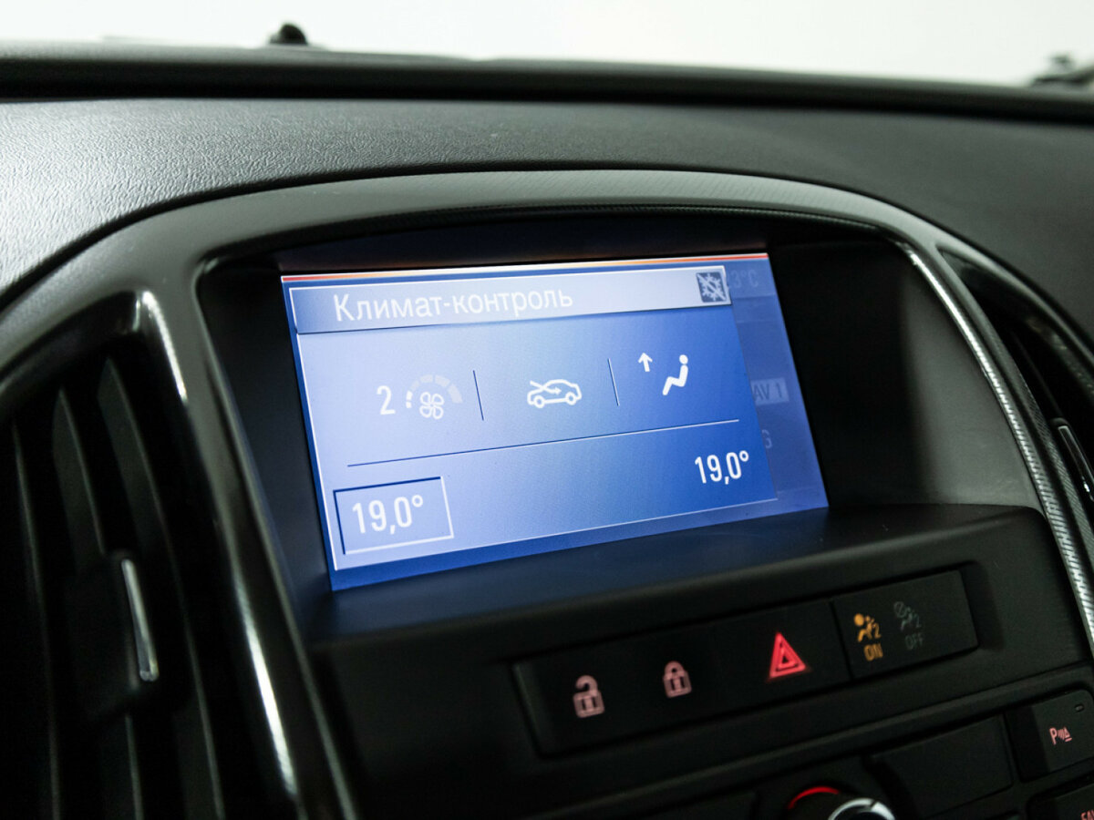 Б/У Опель Астра 2012 года. Фото: #15