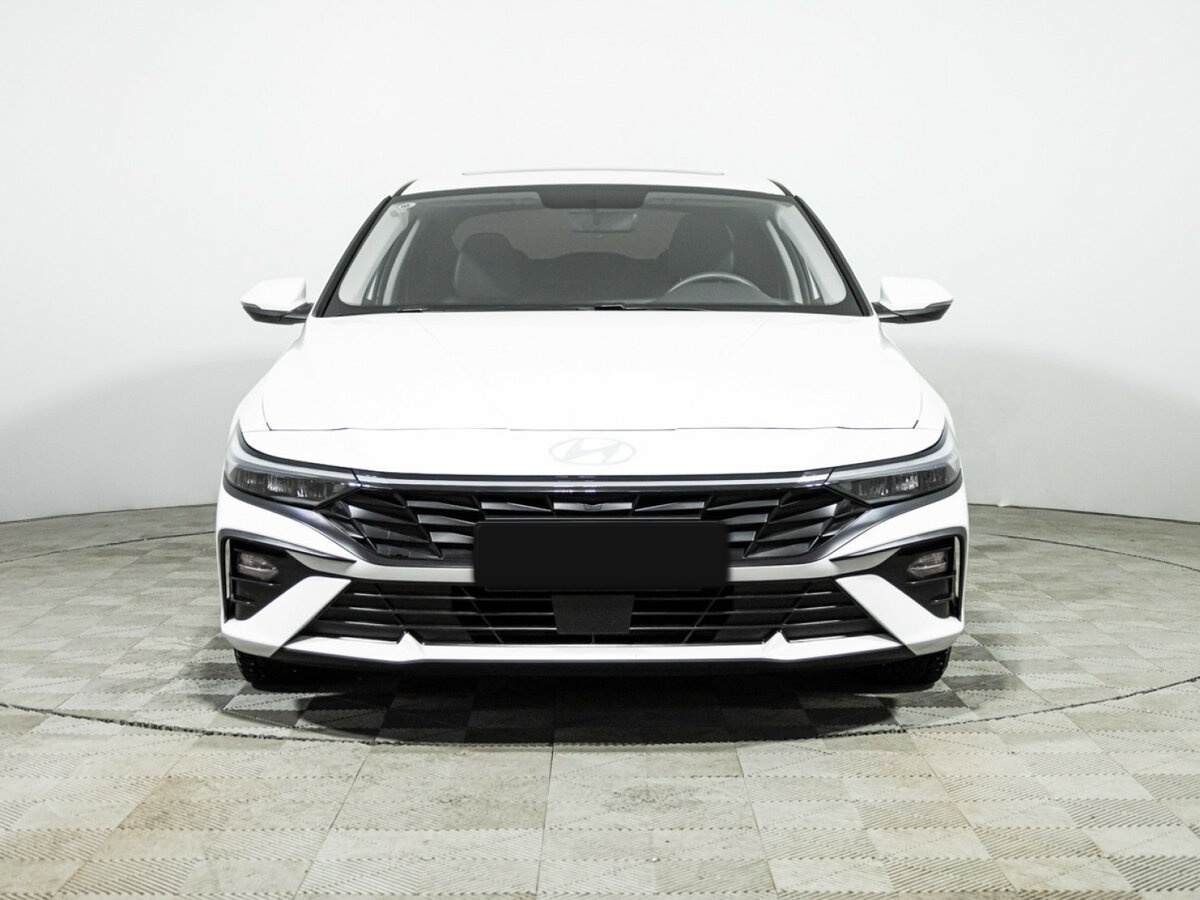 Б/У Хендай Елантра 2023 года. Фото: #1