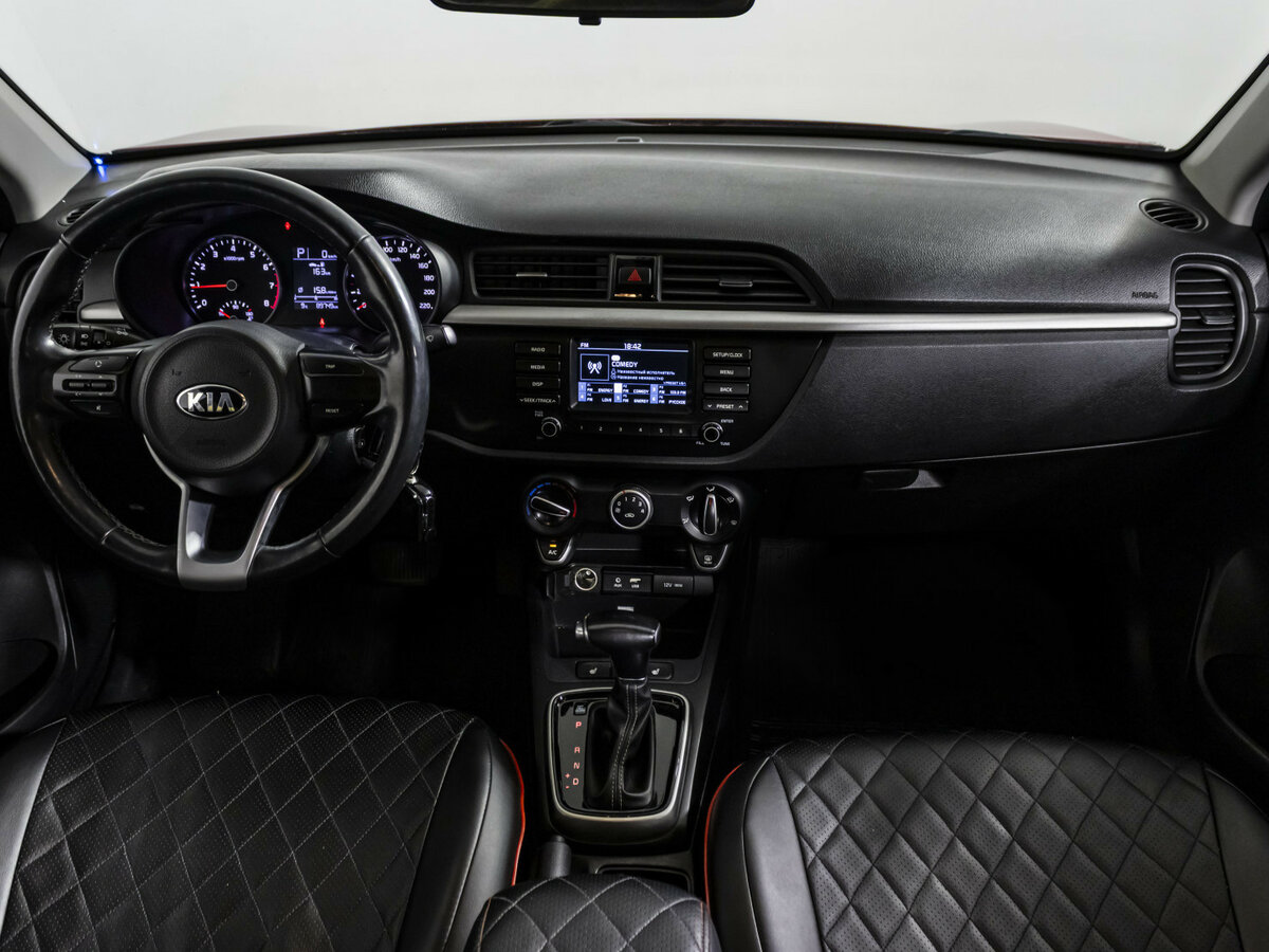 Б/У Киа Рио 2018 года. Фото: #10