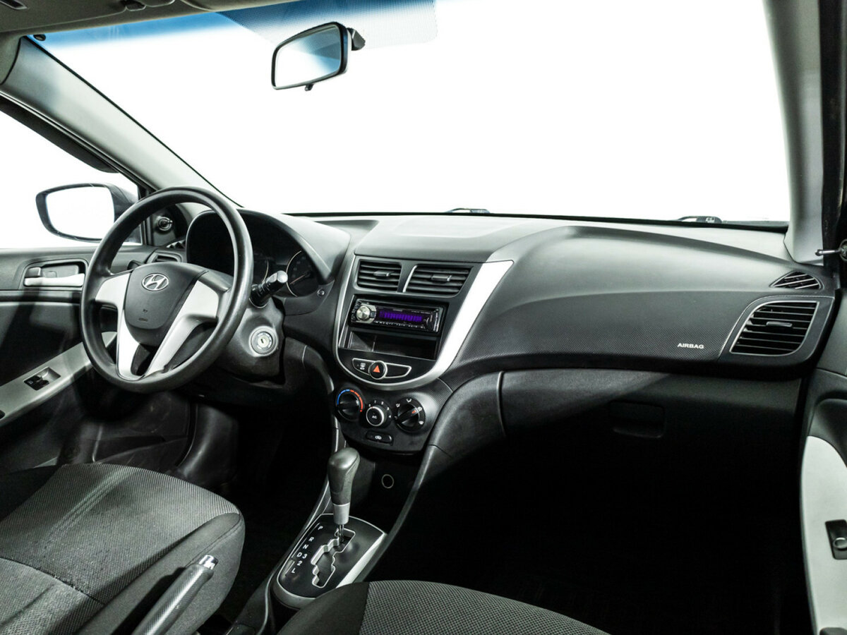 Б/У Хендай Солярис 2012 года. Фото: #8