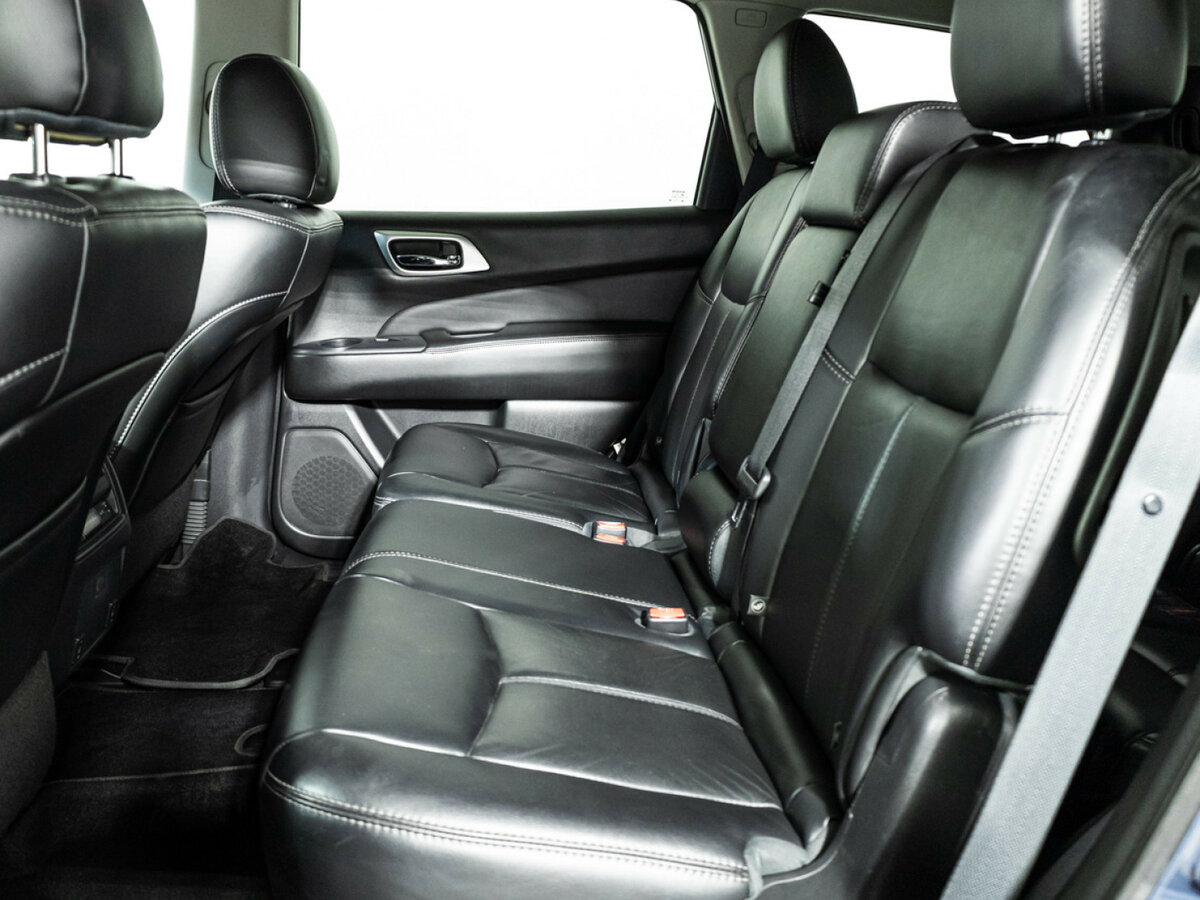 Б/У Ниссан Патфайндер 2015 года. Фото: #7