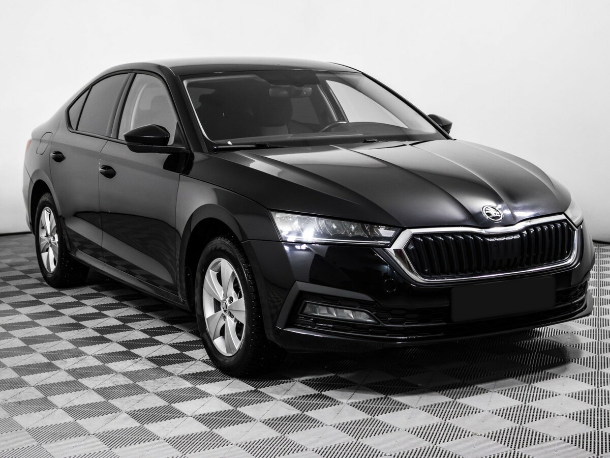 Б/У Шкода Октавия 2020 года. Фото: #2