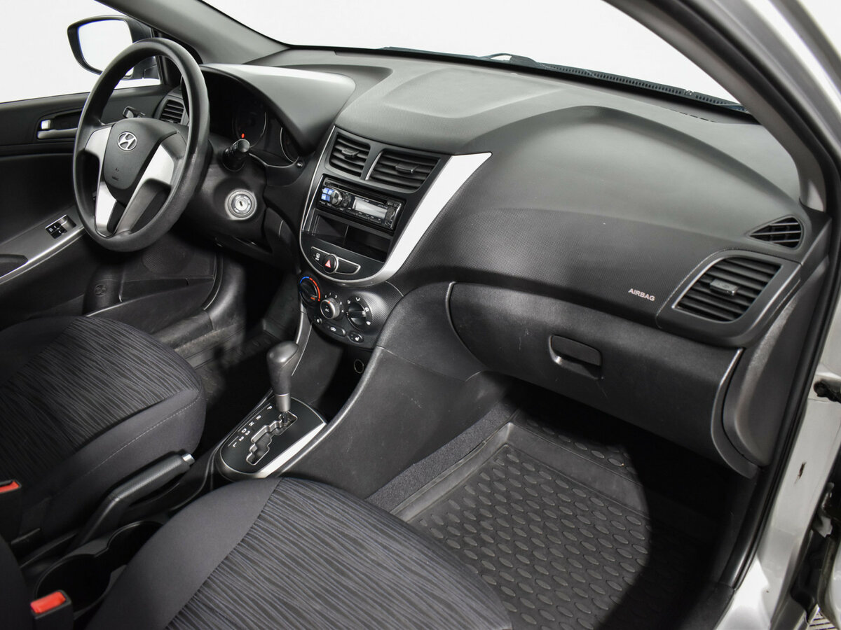 Б/У Хендай Солярис 2015 года. Фото: #11