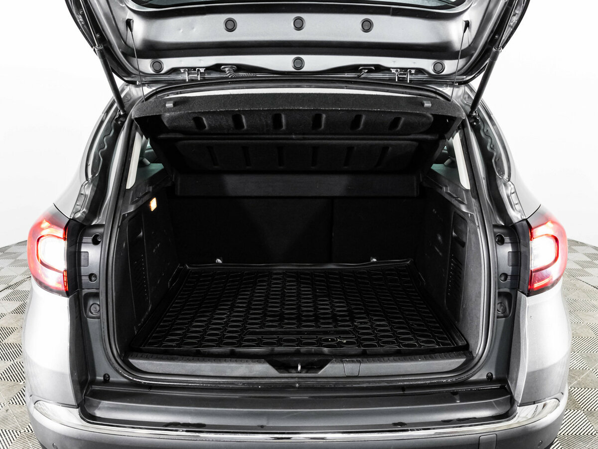 Б/У Рено Каптюр 2017 года. Фото: #15