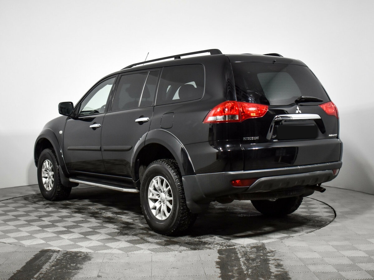 Б/У Митсубиши Паджеро Спорт 2013 года. Фото: #5