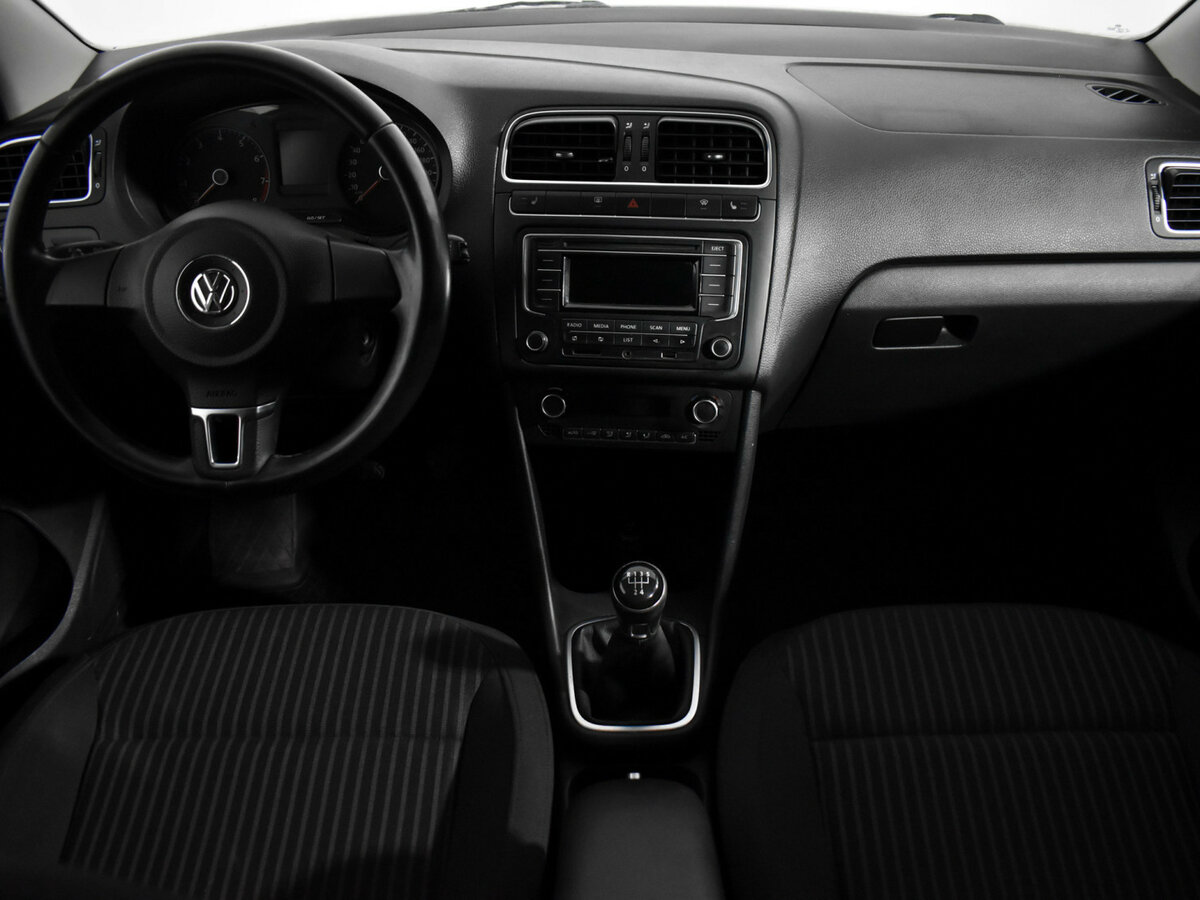 Б/У Фольксваген Поло 2015 года. Фото: #12